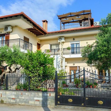 Ferienwohnung Zeyia Ierissós Exterior foto